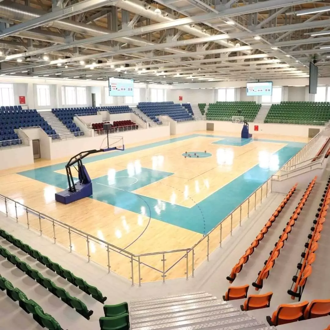 Indoor Arena Seats by Manufacturer Image